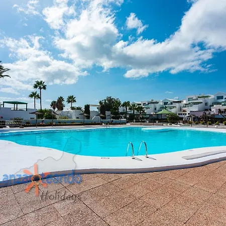 Coronas 48 * Costa Teguise