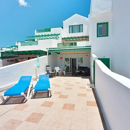 Coronas 48 Apartment *